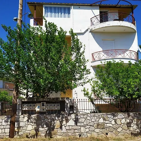 Fotini Apartment